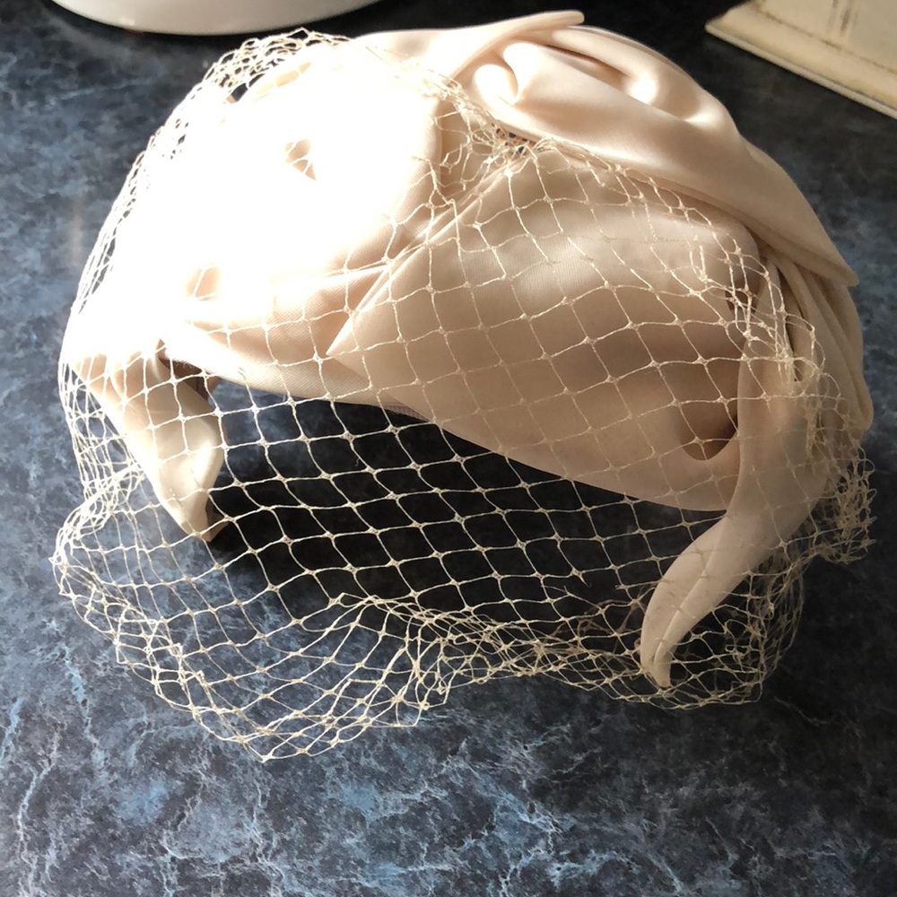 Gorgeous beige women’s hat